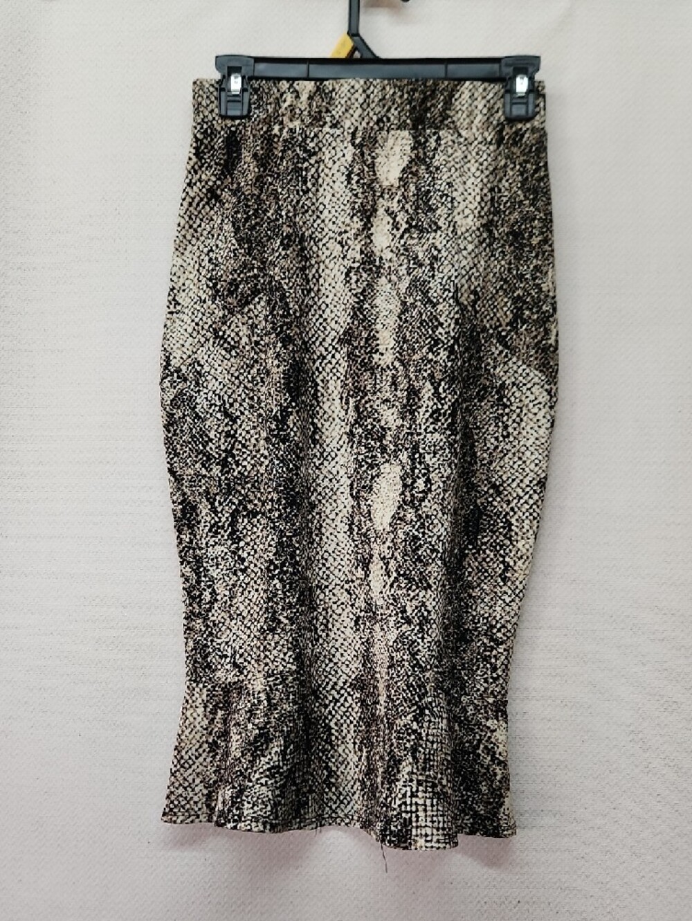 Textured Black and Cream Pencil Skirt with Flared Hem - Picture 2 of 3